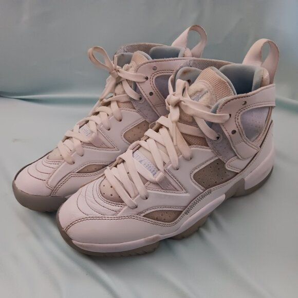 Nike Air Jordan Jumpman Two Trey White Ice Blue Sneakers DR9631-110 Wms Size 6 - Picture 1 of 6
